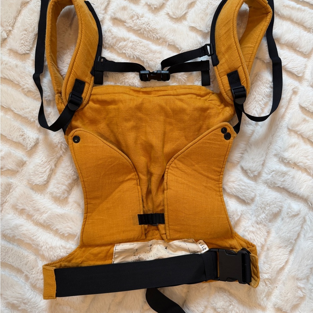 Marigold Yellow Happy Baby Revolution carrier - Picture 4 of 5